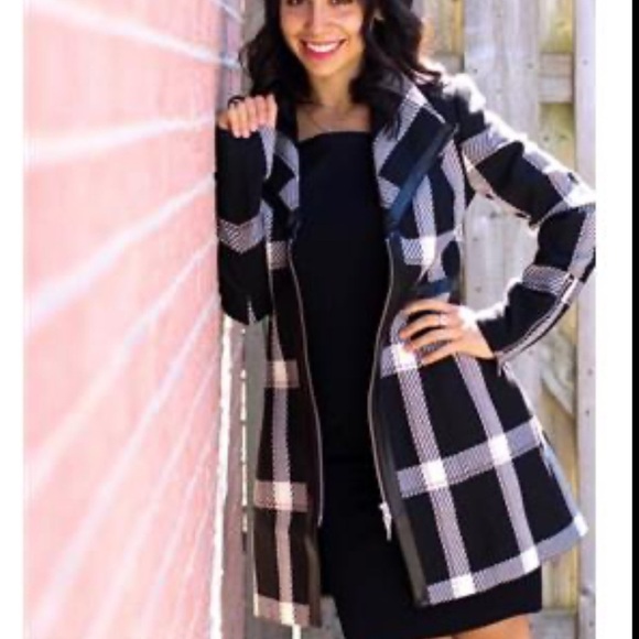 White House Black Market Plaid Moto Coat – Size XS - Picture 16 of 16